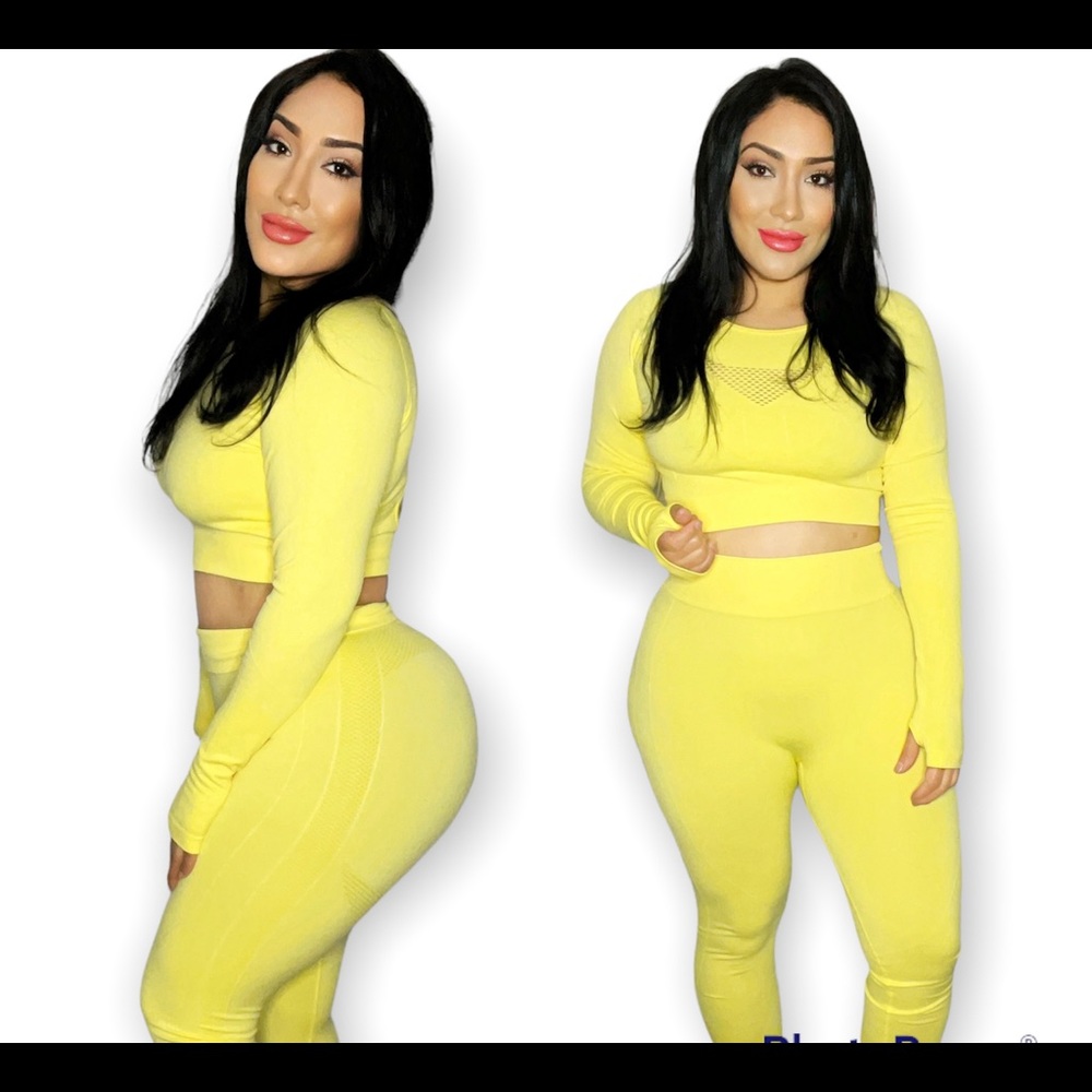 Seamless cut out back raglan sleeve sport set